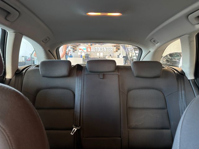 MYAUTOCENTER – Gebraucht- und Jahreswagen mit Werkstattservice in Pfaffenhofen Audi A4 Avant Attraction *BI-XENON*KLIMAAUTOM*ALLRAD*