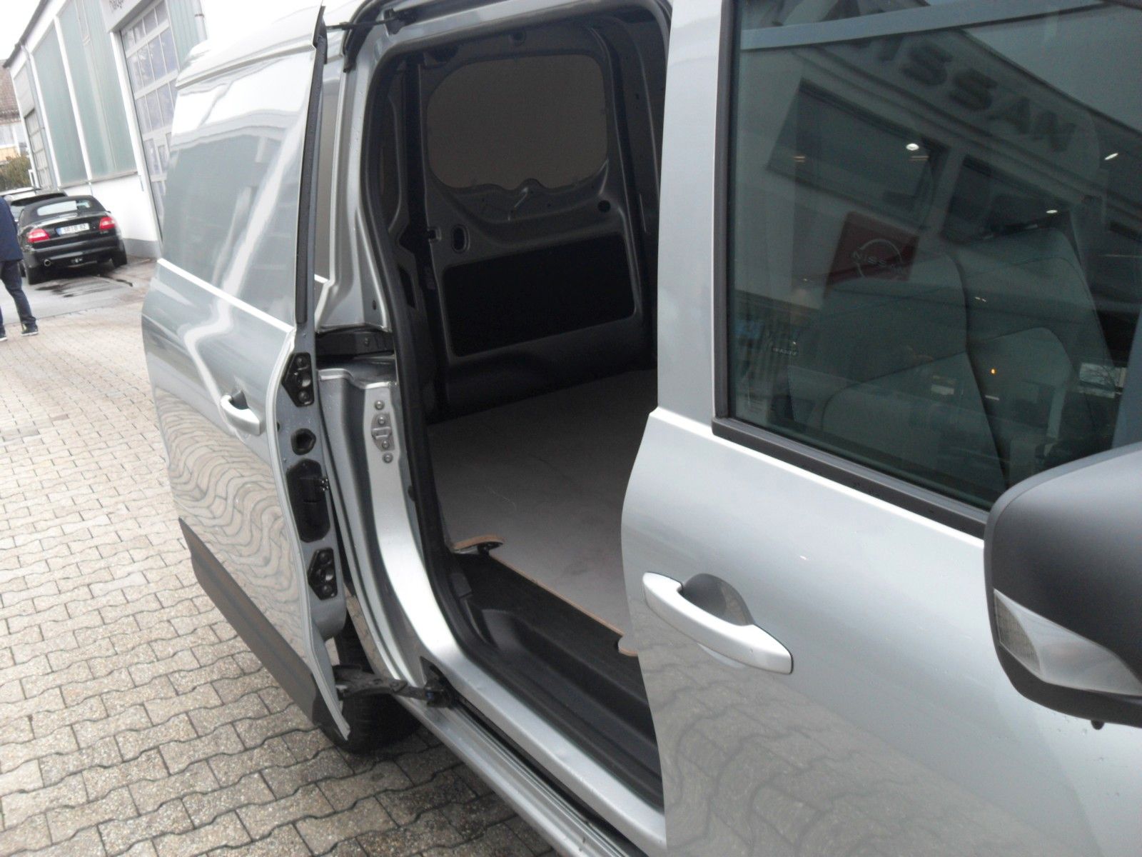 Fahrzeugabbildung Nissan Townstar Kastenwagen L2 2,3t N-Connecta