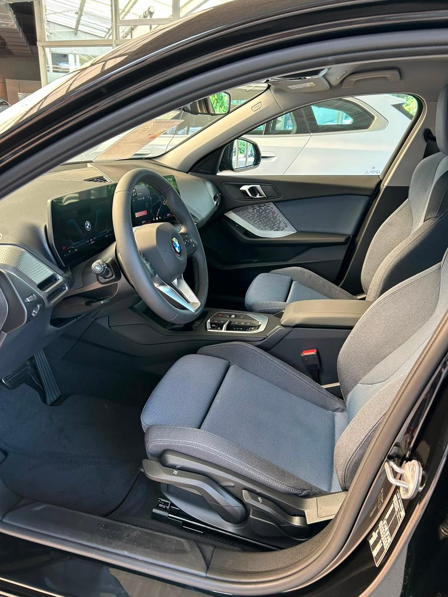 BMW 1 Series Neufahrzeug aus Lotteriegewinn, миниатюра 6