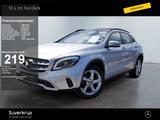 Mercedes-Benz GLA 180 KAMERA PANO SPUR PDC SHD SHZ - Mercedes-Benz GLA 180 mit Panoramadach