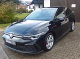 Volkswagen Golf VIII GTI DSG/DESIGN BLACK STYLE EXTERIEUR - mit Benzin-Antrieb: Schwarz, Alcantara, Beheizbares Lenkrad