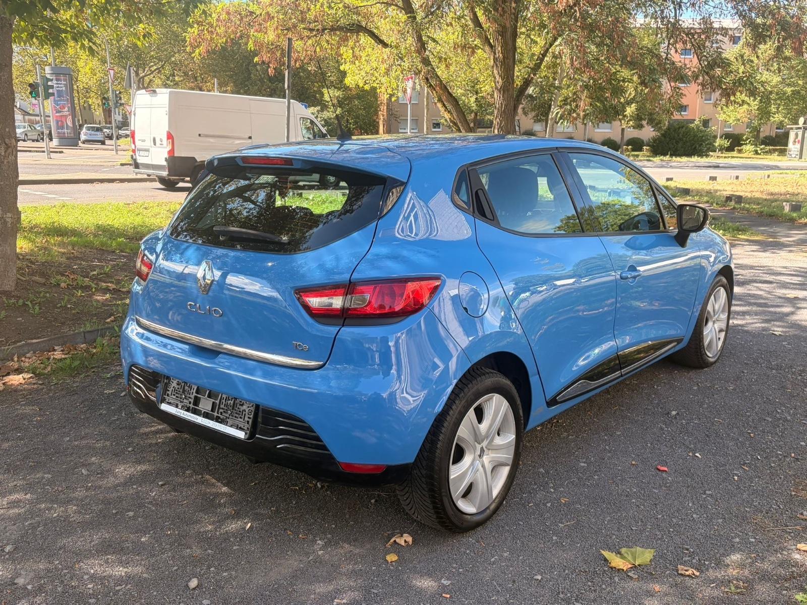 Renault Clio IV Dynamique 90PS* 5.Türen * Navi