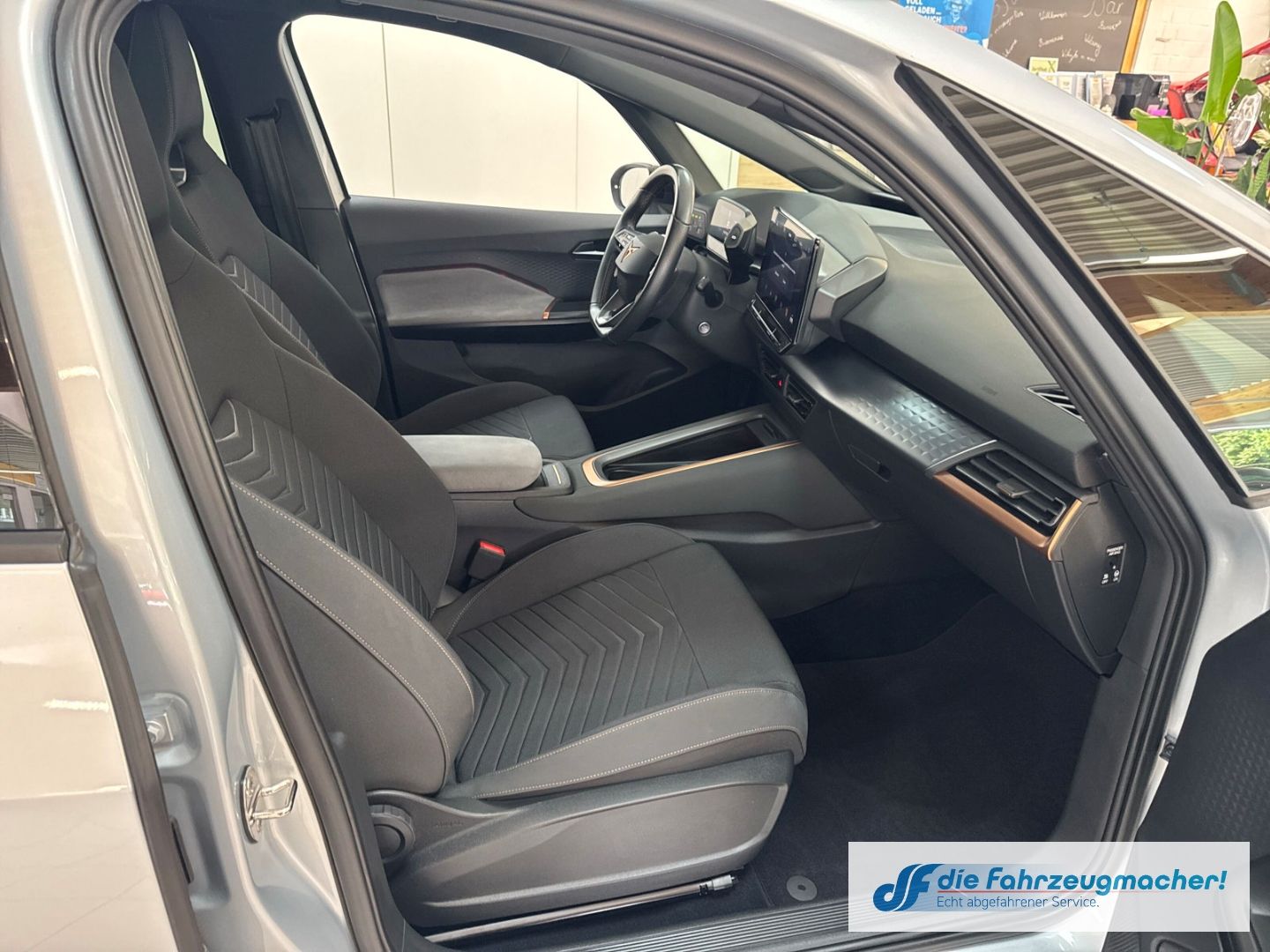 Fahrzeugabbildung CUPRA Born 170 kW Navi Digitales Cockpit 360 Kamera LE