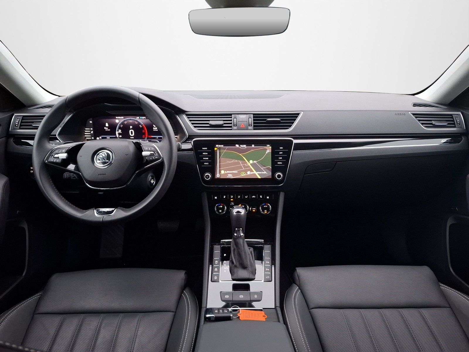 SKODA Superb 2.0 TSI L&K 4x4 DSG / NAVI / AHK / LEDER - Image 9