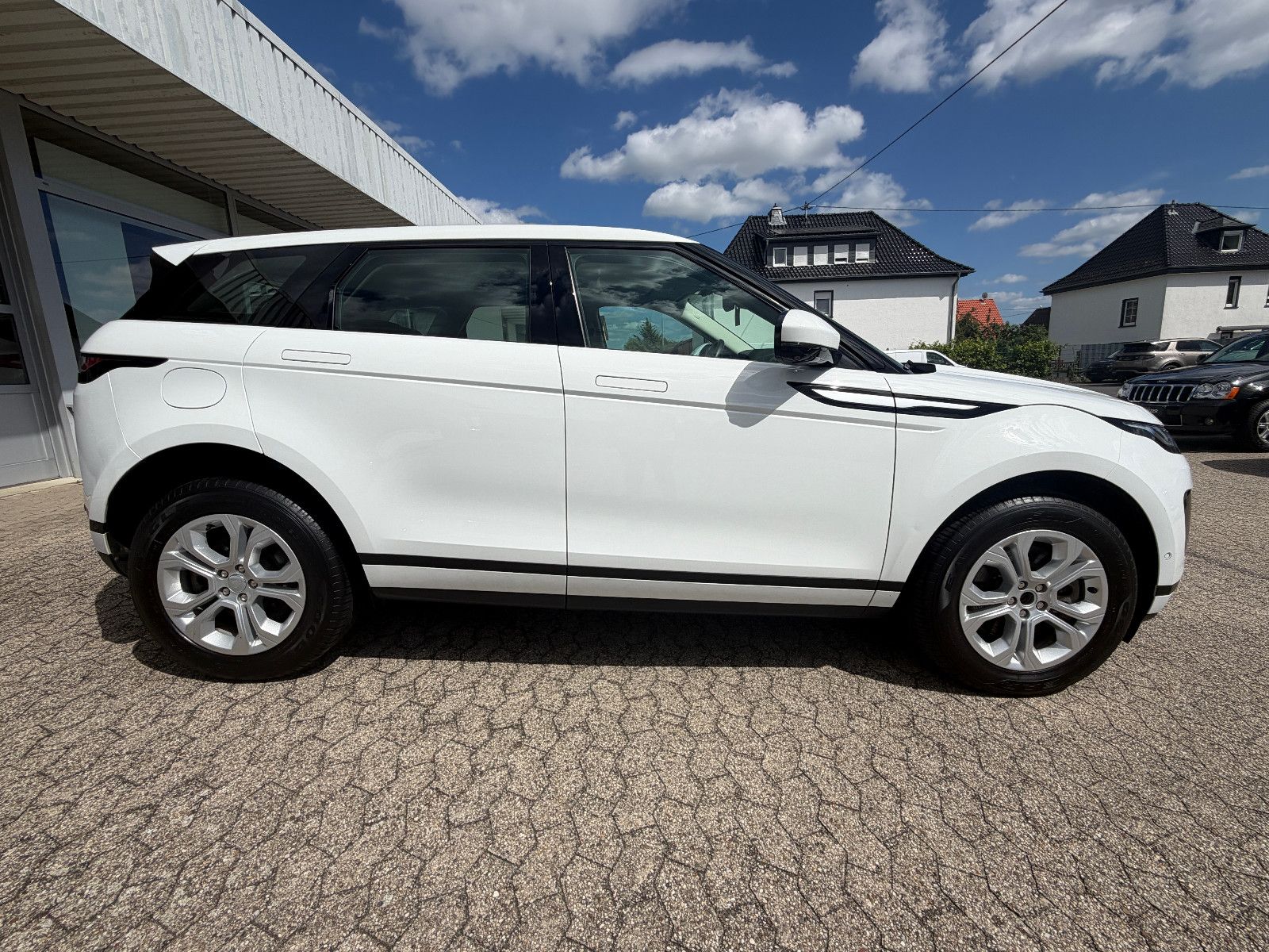 Fahrzeugabbildung Land Rover Range Rover Evoque S Hybrid/P300/360°/APPLE/NAVI