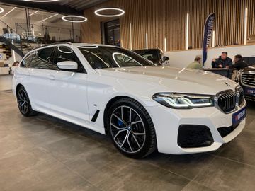 BMW 540d  Touring xDrive M Sport *1.HAND*LED*KAM*AHK