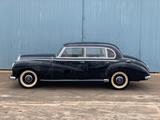 Mercedes-Benz 300 ADENAUER - Mercedes-Benz 300: Adenauer