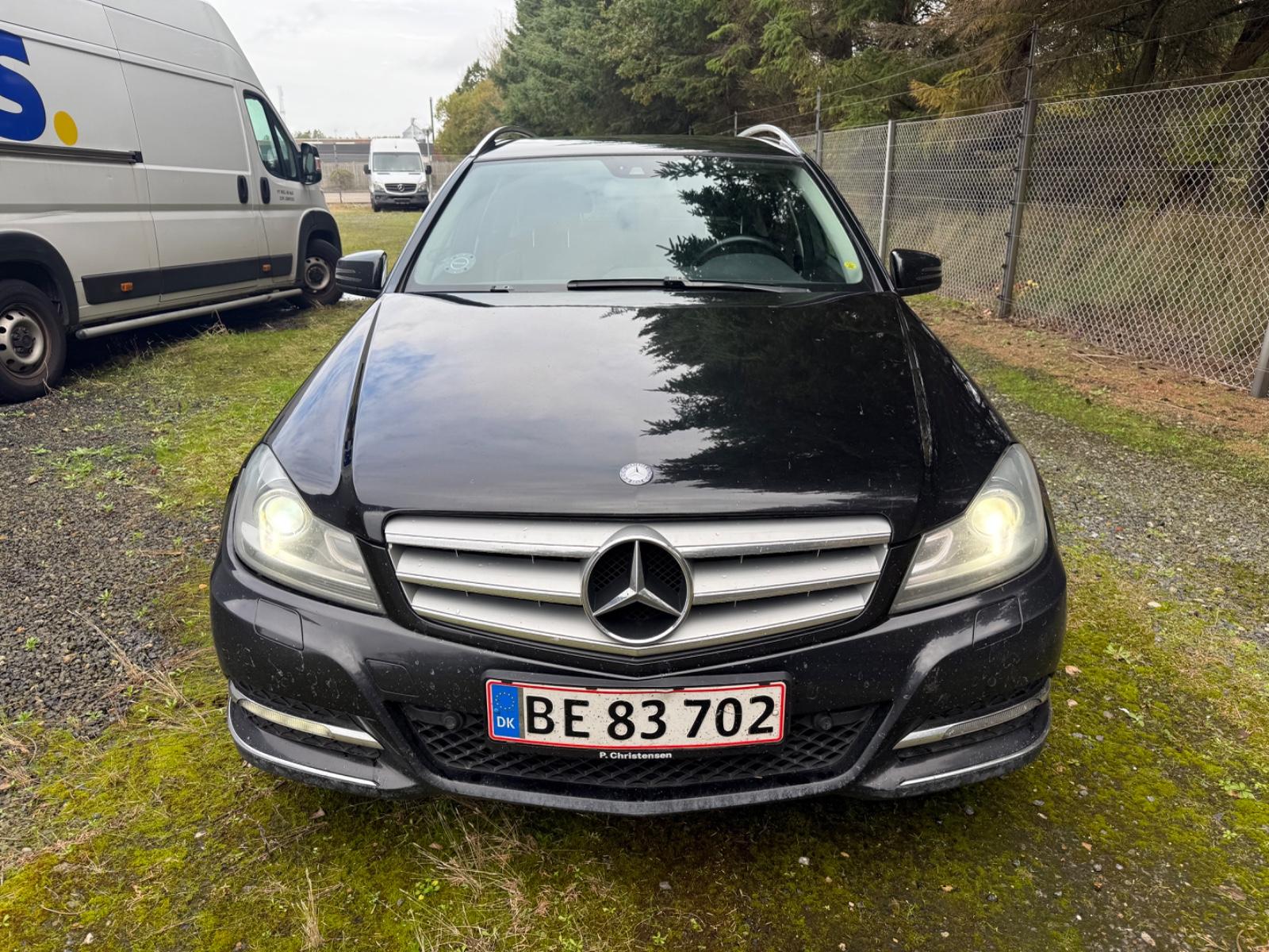 Mercedes-Benz C220 2013 — photo 8
