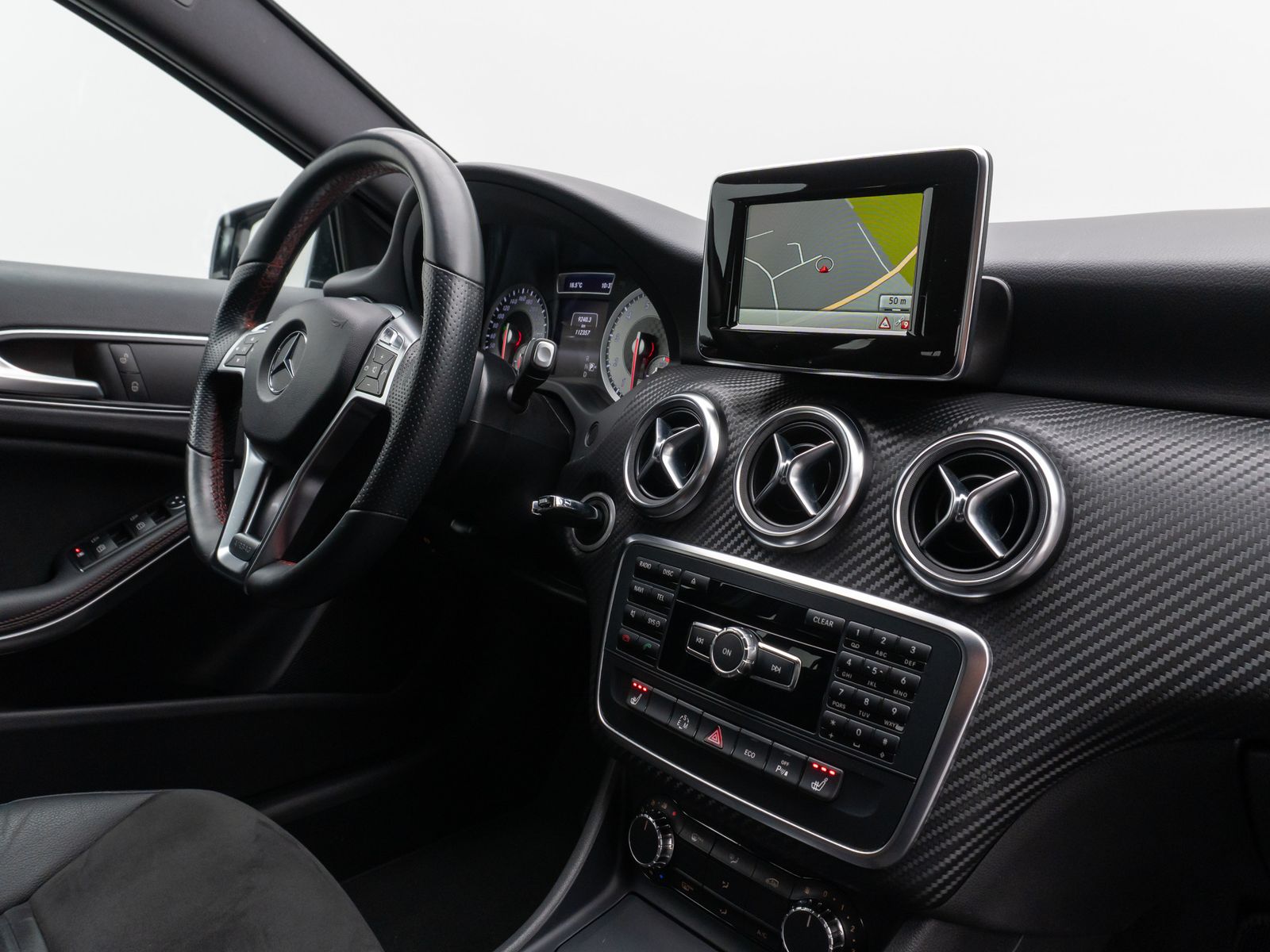 Fahrzeugabbildung Mercedes-Benz A 200 AMG Sport Kamera BiXenon Tempomat Alcantar