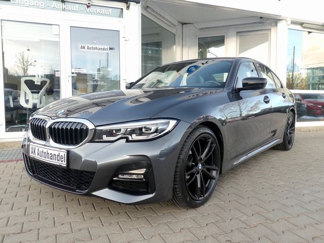 BMW 320 i M Sport LED CarPlay Klima Alcantara 8-fach