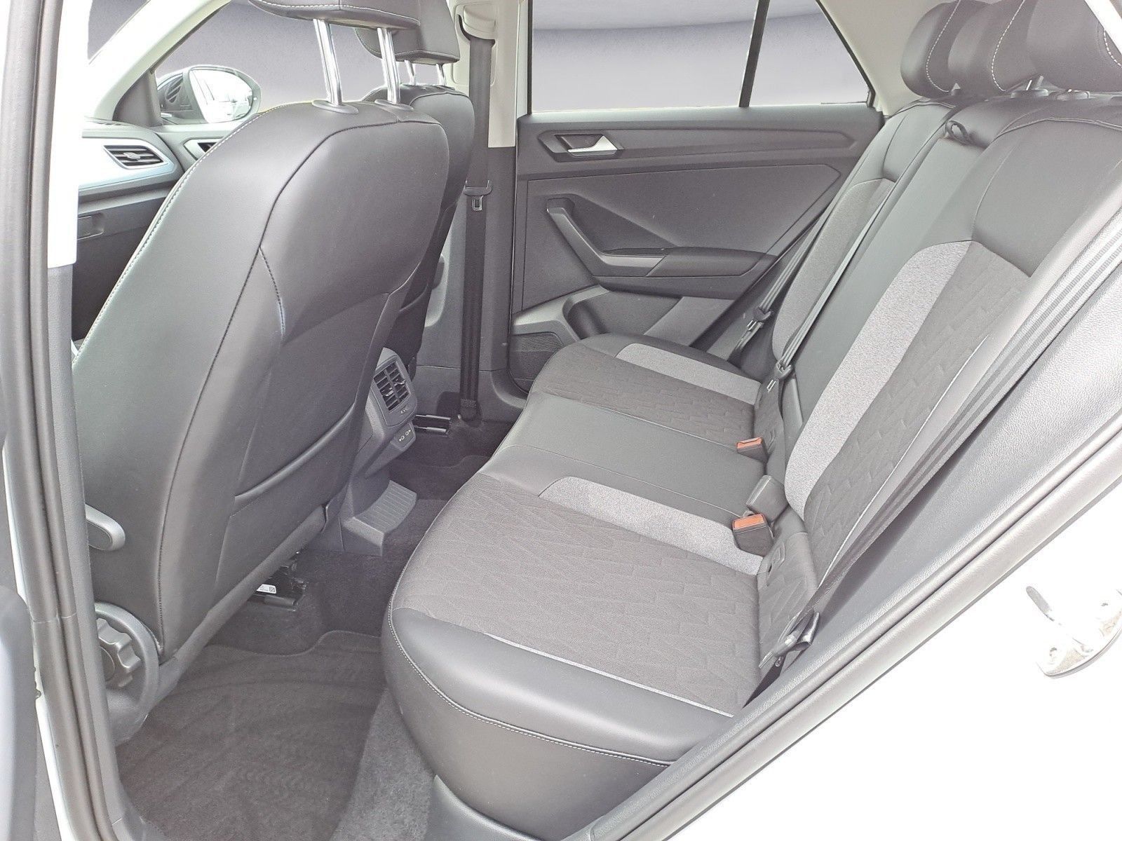 Volkswagen T-Roc - Bild 9