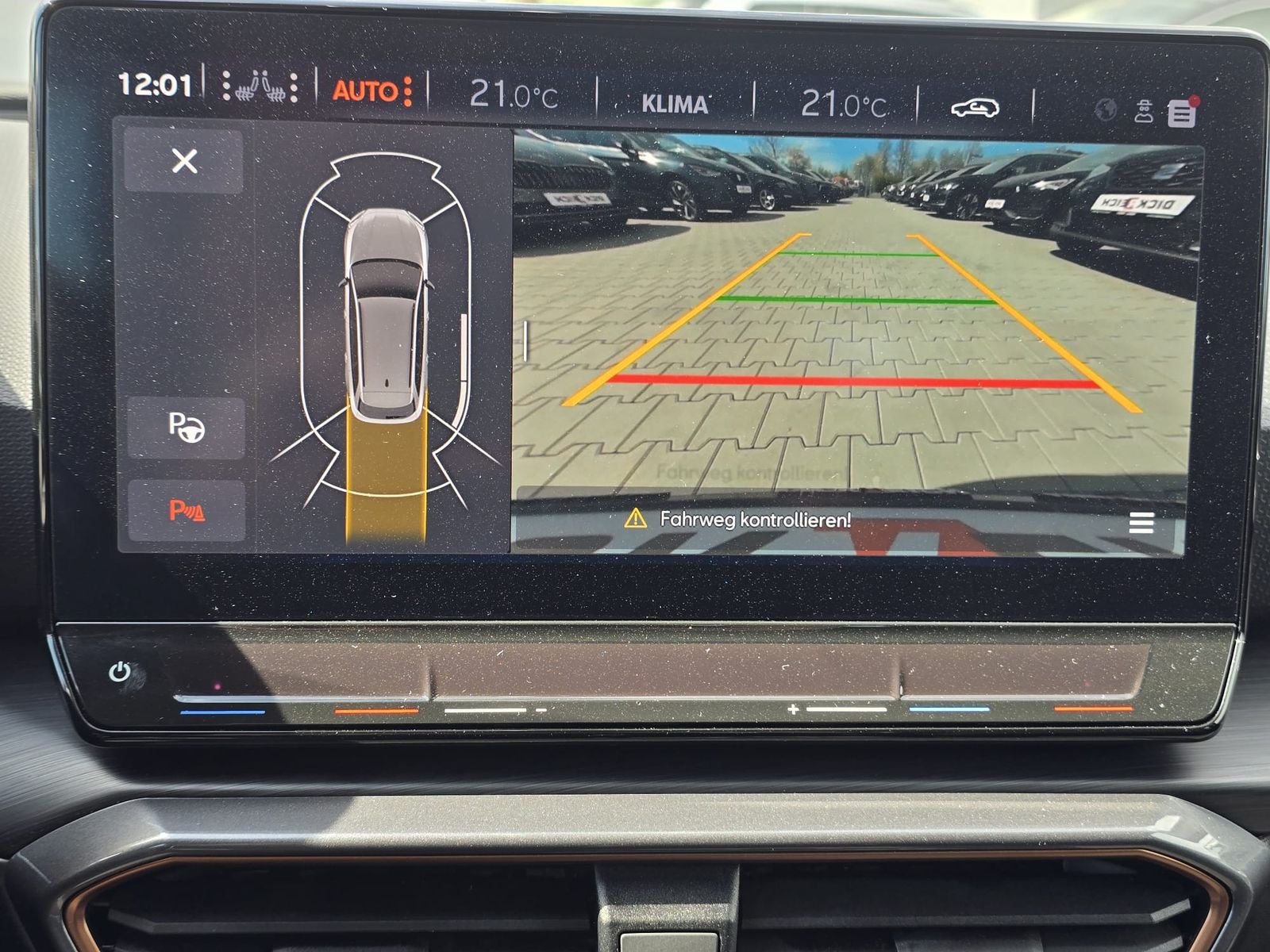 Fahrzeugabbildung CUPRA Leon 1.5 eTSI DSG MATRIX-LED*ACC*APP*KAMERA*18"