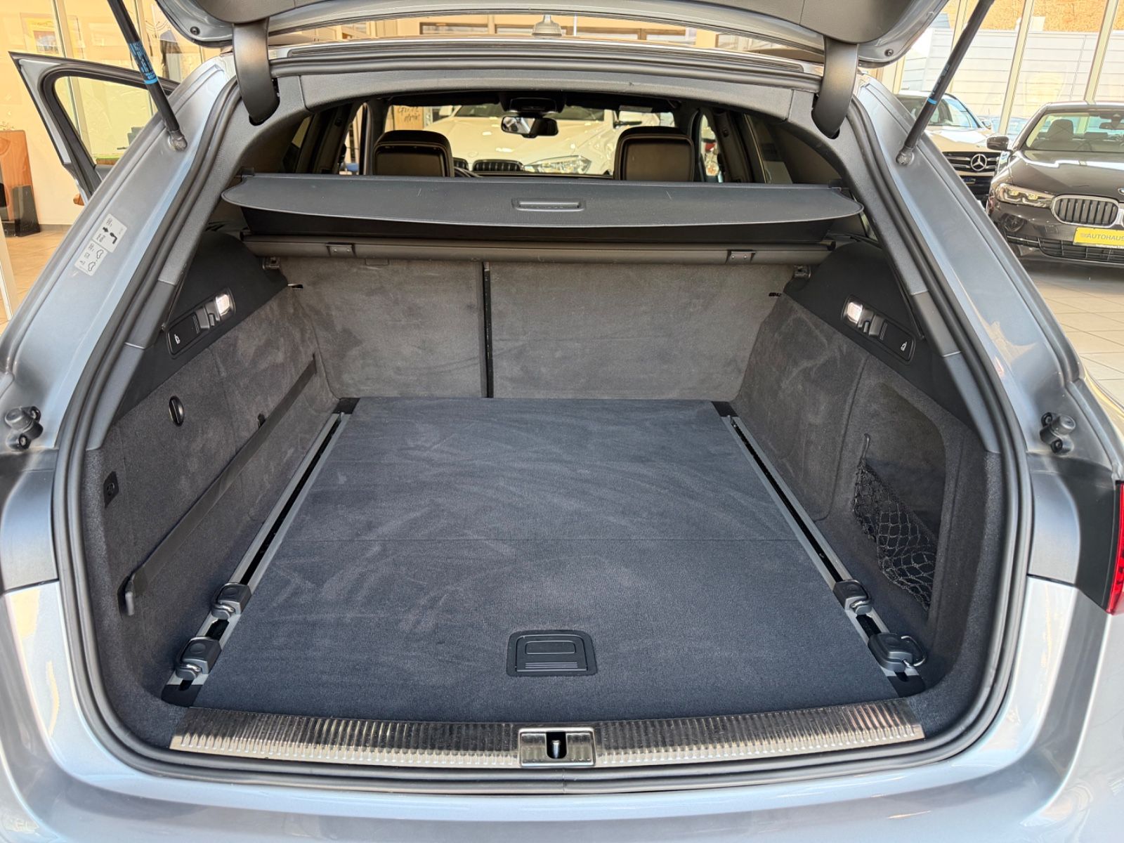 Fahrzeugabbildung Audi A6 Avant 2.0 TDI ultra*S-Line Plus