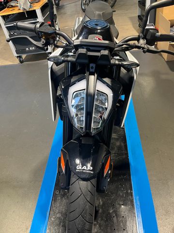 KTM 790 Duke L