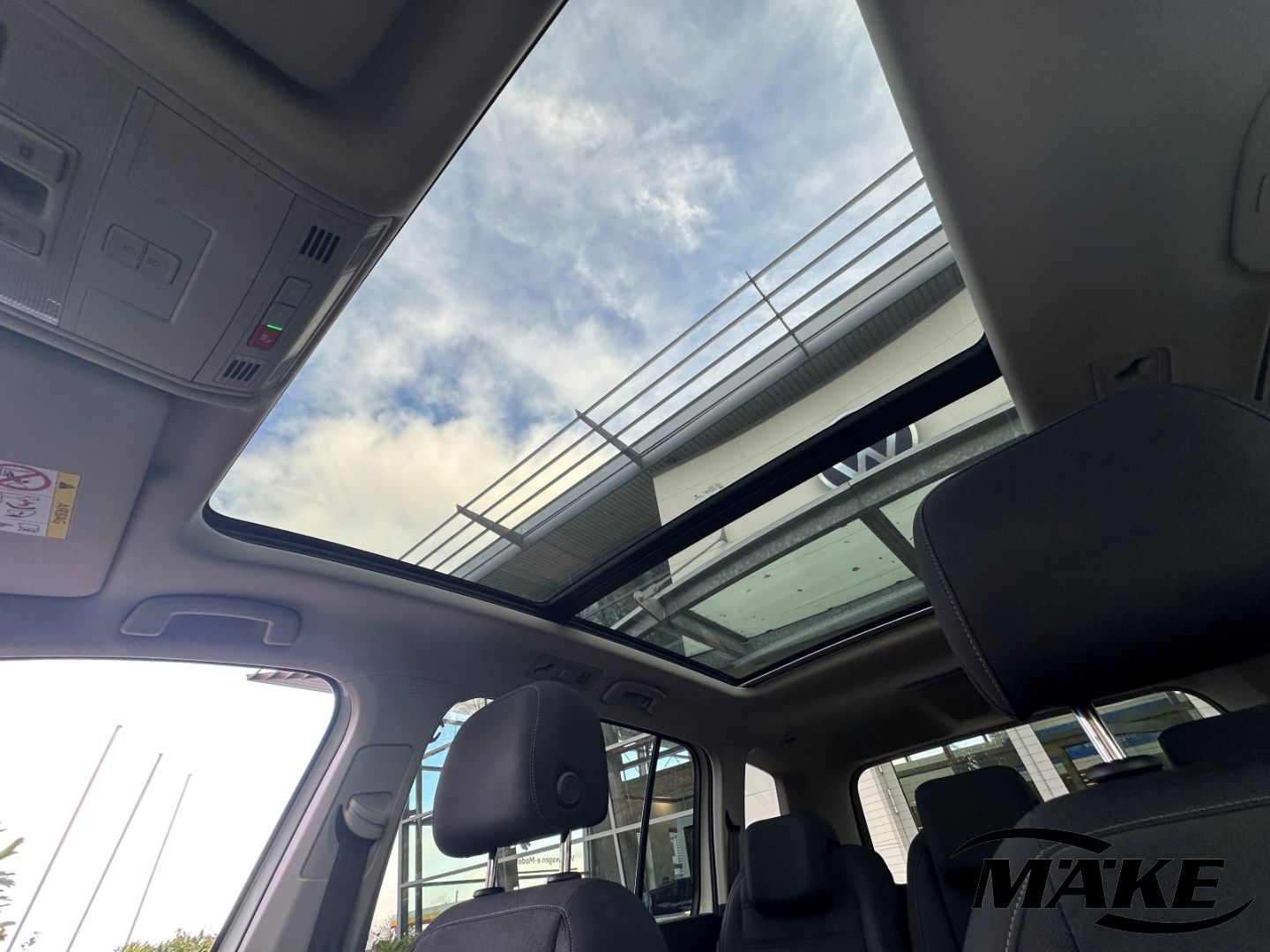 Touran Comfortline 2.0 TDI DSG AHZV STDHZG RFK