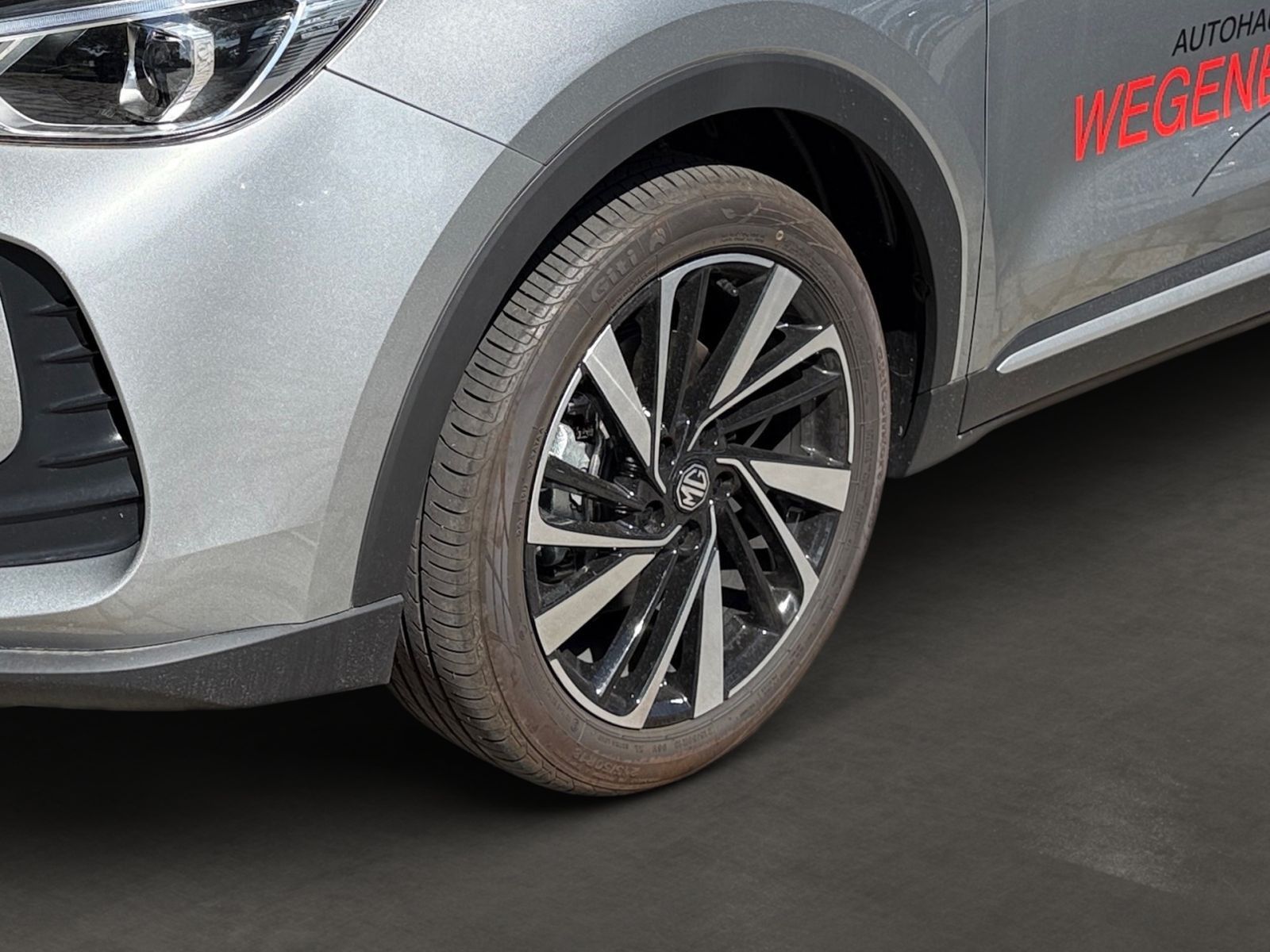 MG ZS