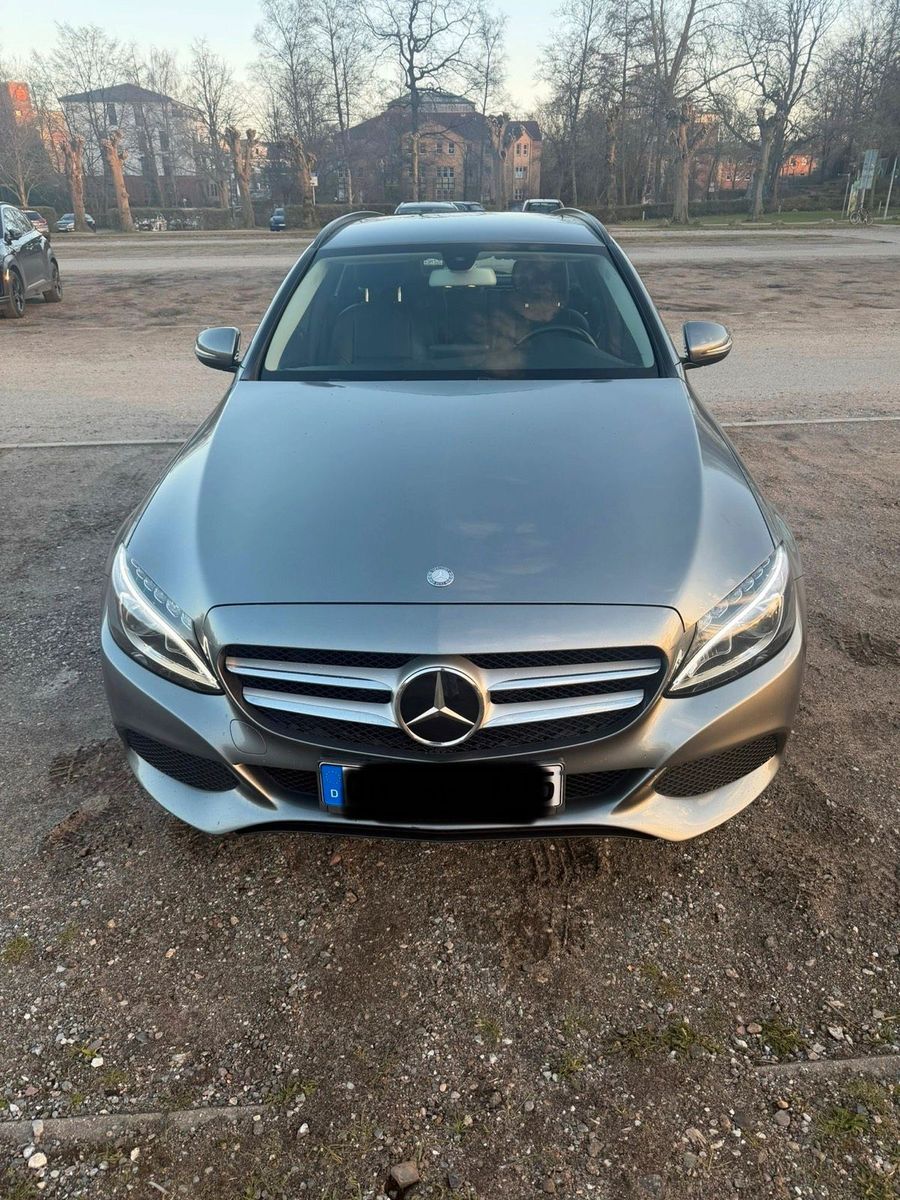 MERCEDES-BENZ Mercedes C220 D - Super gepflegt