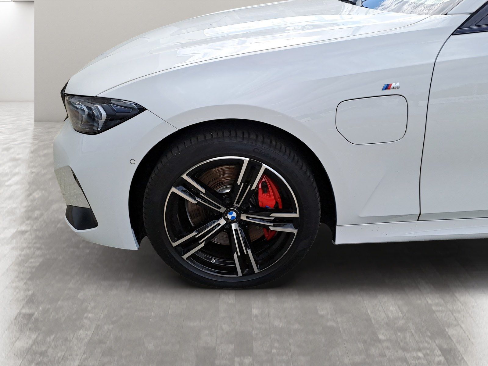 BMW 330 - Bild 13