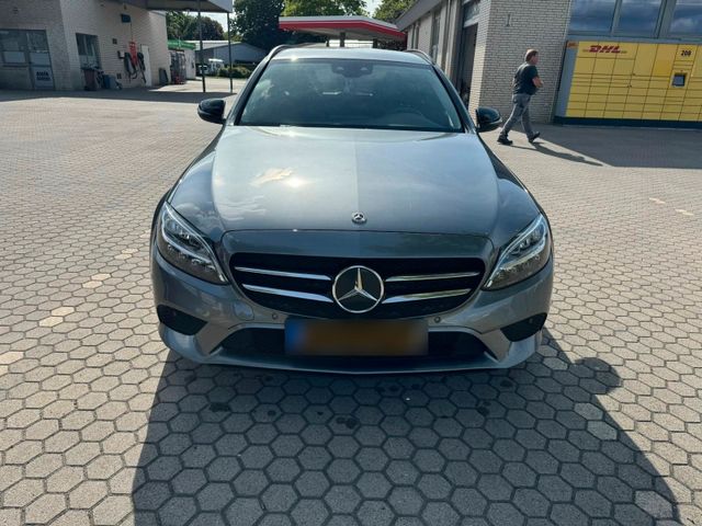 MERCEDES-BENZ Mercedes - Benz C 220 T