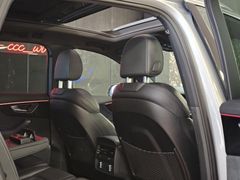 Fahrzeugabbildung Audi Q7 50 TDI quattro *S-LINE* (CAM/PANO/VIRTUAL/ACC