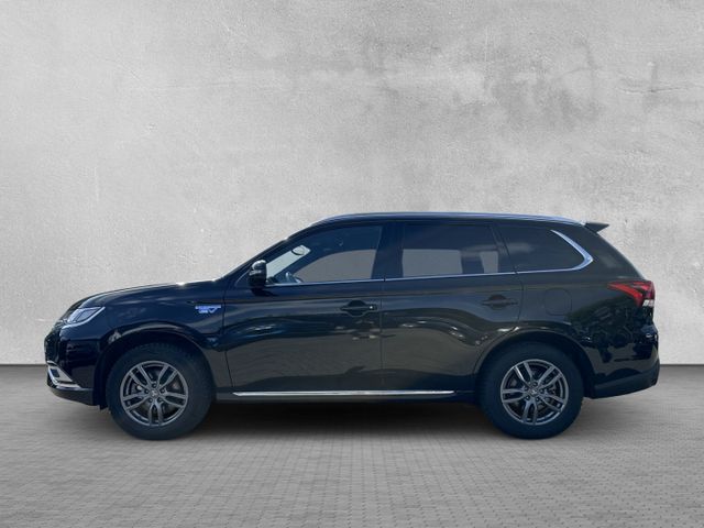 Outlander PHEV Intro Edition 4WD LED Kamera NAVI