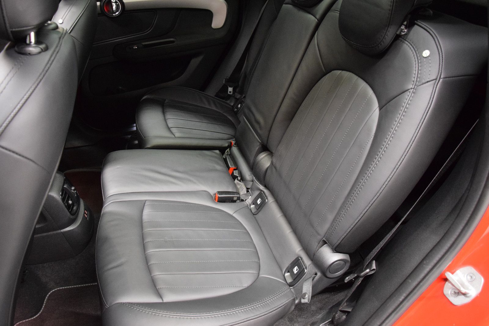 Fahrzeugabbildung MINI Countryman Cooper Yours Trim Pano HuD Memory ACC