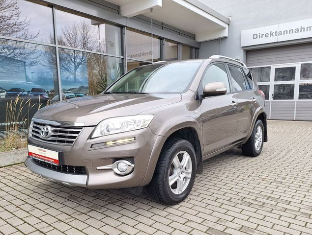 Toyota RAV 4 2.2 D-4D 4x4 Automatik Executive