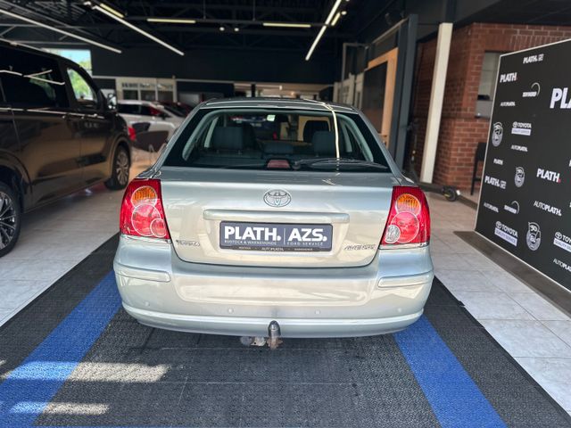 Toyota Avensis  1.8 Liftback