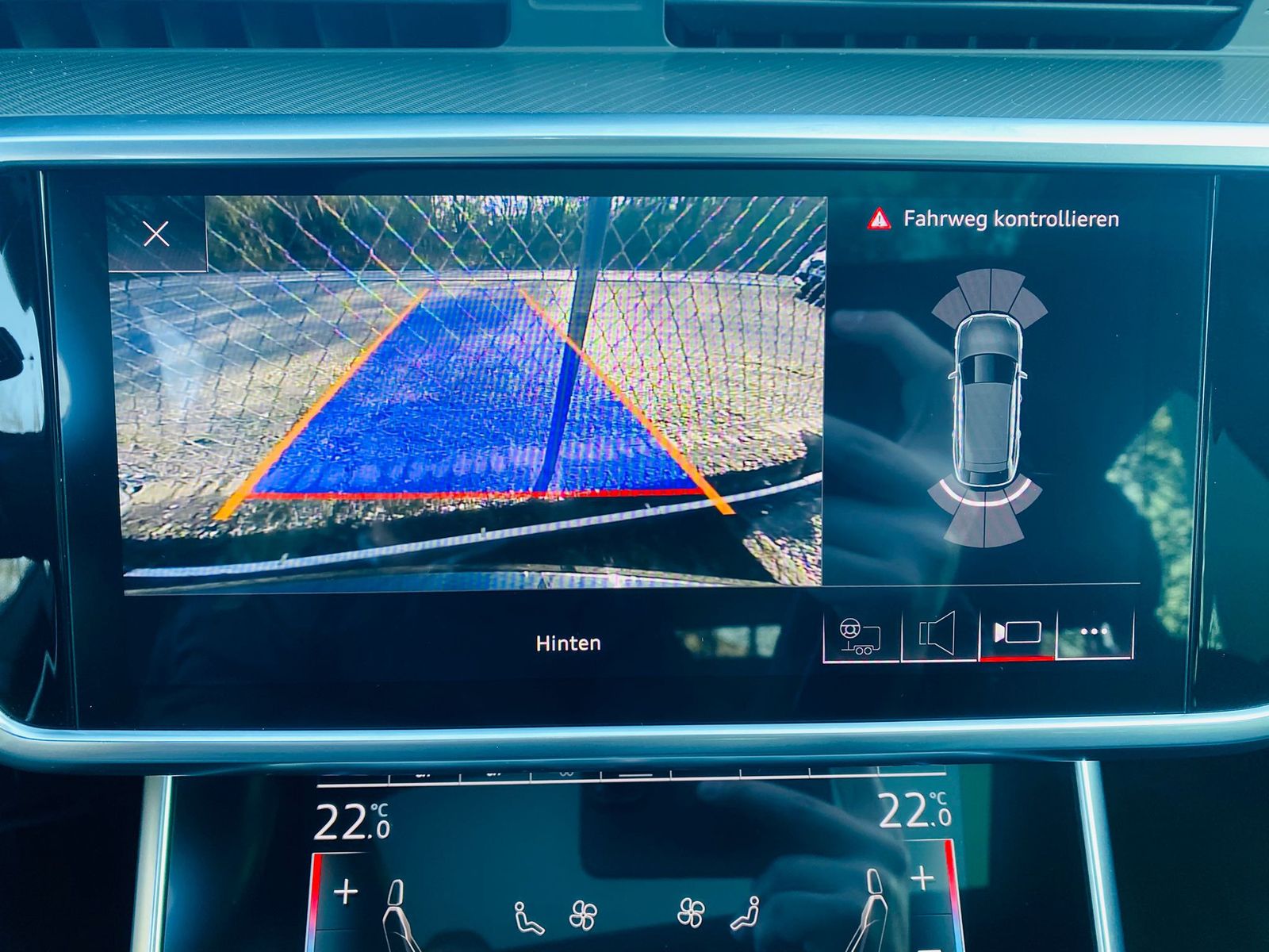 Fahrzeugabbildung Audi A6 TDI Quat Sport >VIRTU+PANO+KAMER+SHZ+LED+AHK+