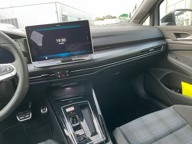 Volkswagen Golf - Bild 10
