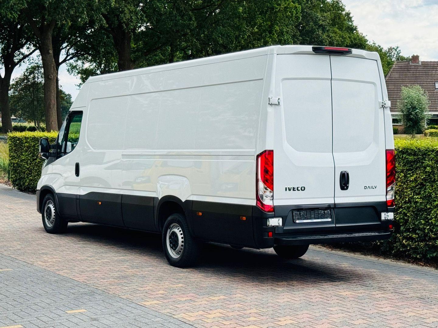 Iveco Daily 35S18 A/C HOOG MAXI LANG AUTOMAAT Kasten