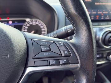 Nissan Juke Enigma MT* Navi*LED*AAC*SHZ*RFK*