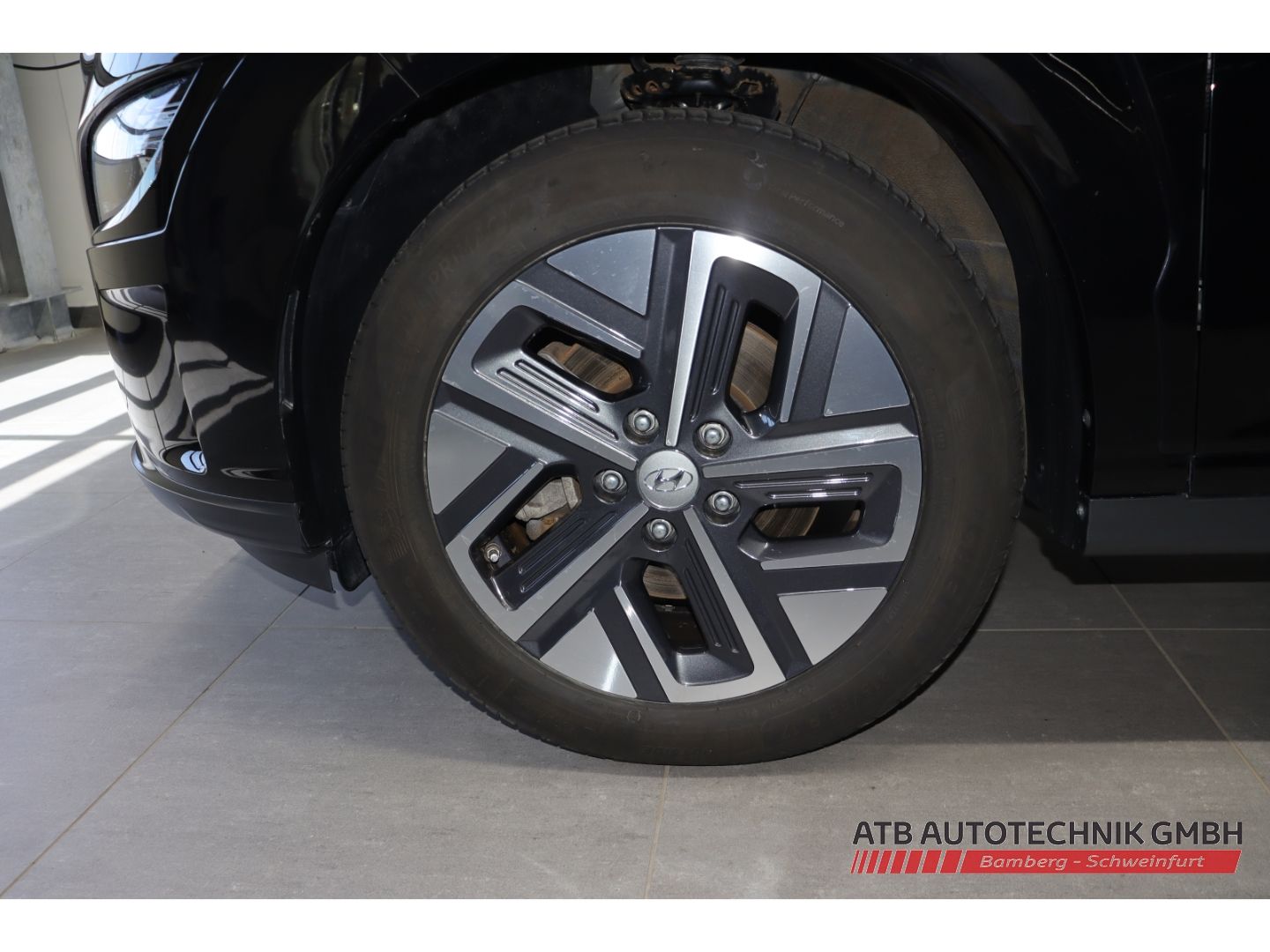 Fahrzeugabbildung Hyundai KONA Elektro Select 39,2kWh 96,4% SOH ACC Apple