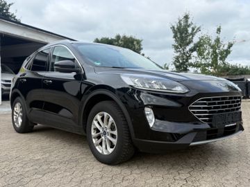 Ford Kuga - 1