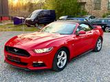 Ford Mustang 3.7 Cabrio Automatik,Xenon,R-Kamera - Ford Mustang: Rot, Cabrio