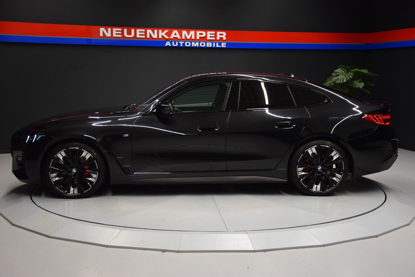 Fahrzeugabbildung BMW 420d xDrive M Sport Gran Coupé ACC H&k STHZ 360°