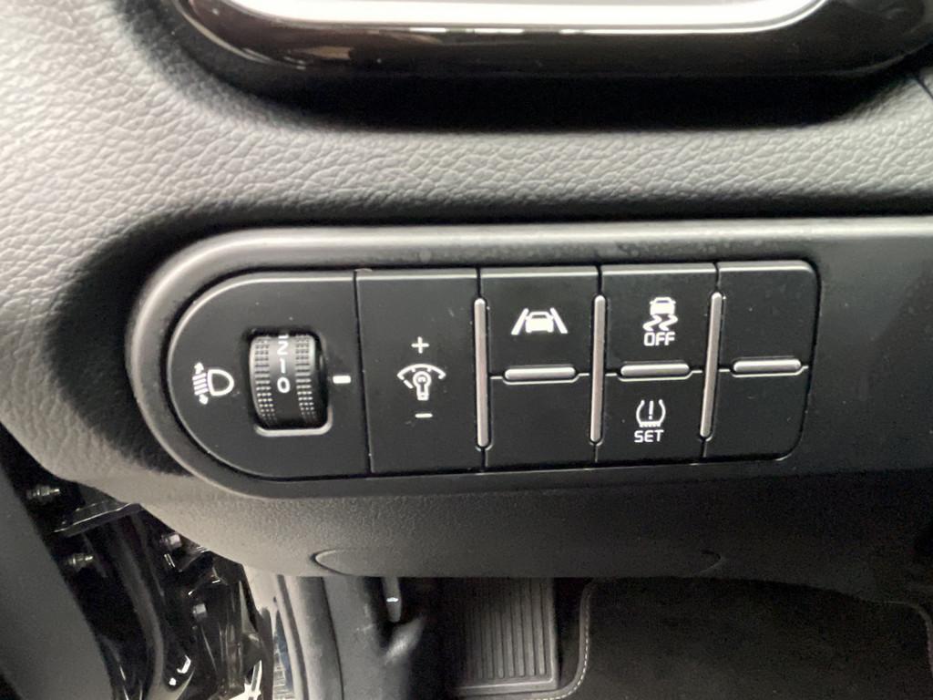 Kia Ceed SW 1.5 T-GDI DCT Spirit