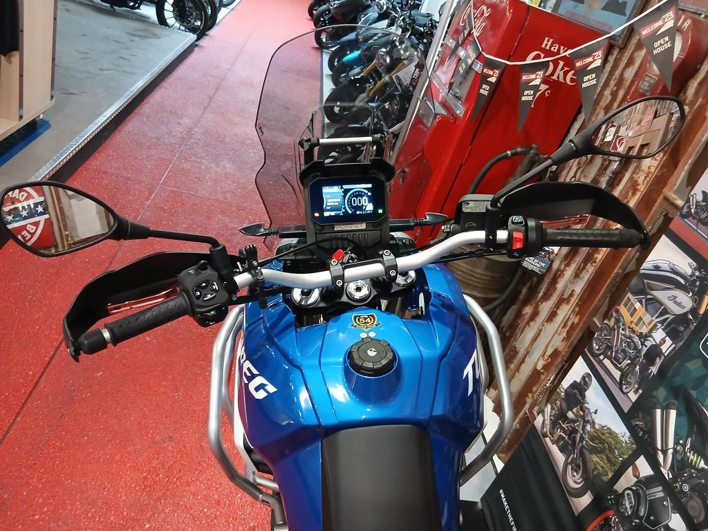 Aprilia TUAREG 660 Sturzbügel, vest. Brems-LKupplungsheb