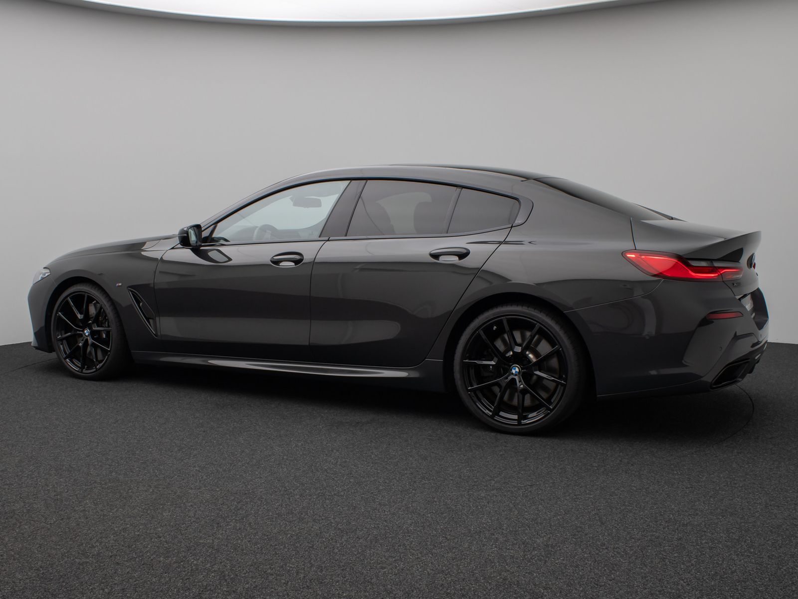 Fahrzeugabbildung BMW M850i xD GC Panorama 360°DAB H/K SoftCl 20Zoll