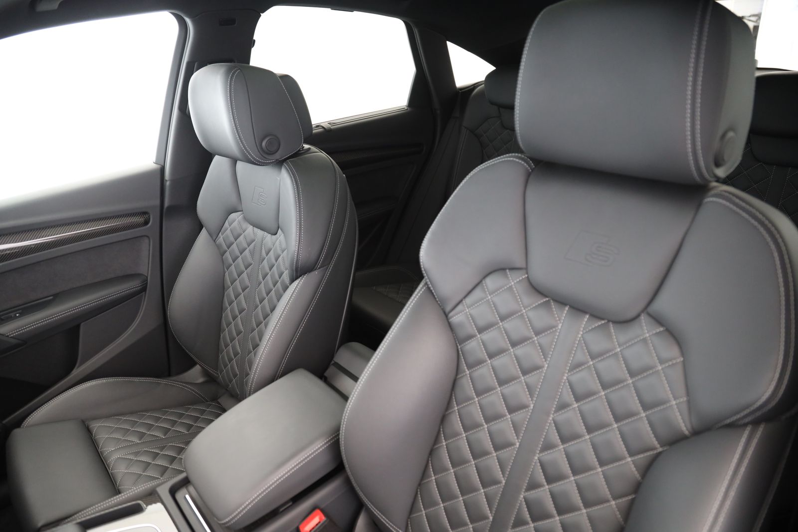 Audi SQ5 - Bild 12