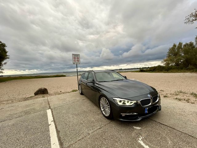 BMW 320d xDrive Touring Luxury Line Luxury Line