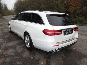 Mercedes E 220 - 8