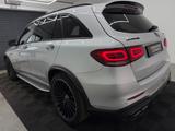 Mercedes-Benz GLC 63 S AMG*PERF.SITZE/AGA*PANO*BURMESTER*CARBO - gebrauchte Mercedes-Benz GLC 63 AMG aus dem Jahr 2020