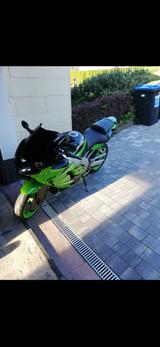 Kawasaki  ZX 6r  - KAWASAKI 2001 ZX6R