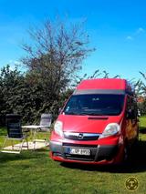 Opel Vivaro Campingbus mit Hochdach 