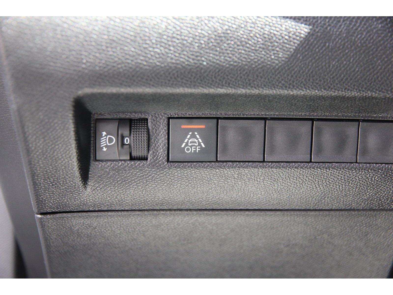 Peugeot 2008 Allure Pack BHDi 110 Navi SHZ RFK Carplay