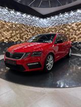Skoda Octavia Lim. RS *Panorama*Bi-Xenon* - Skoda Octavia: Rot, RS