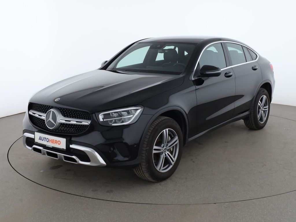 Image of Mercedes-Benz GLC 300