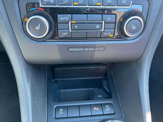Golf VI Cabriolet 1.6 TDI*Navi*PDC*Winter-Paket*