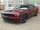 Dodge Challenger R/T 5,7L V8 - Dodge Challenger mit Panoramadach